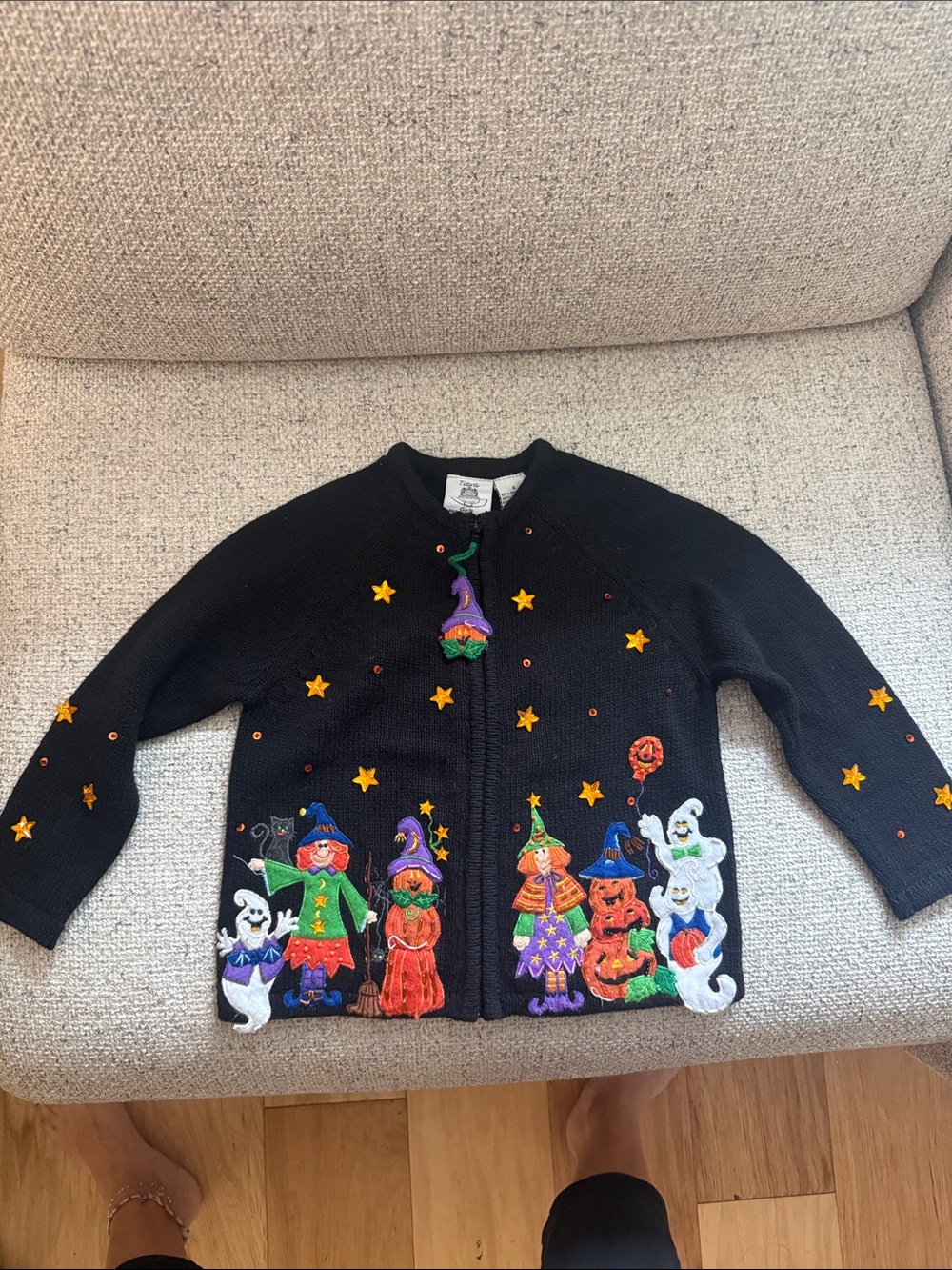 Vintage tiara girls embroidered Halloween sweater